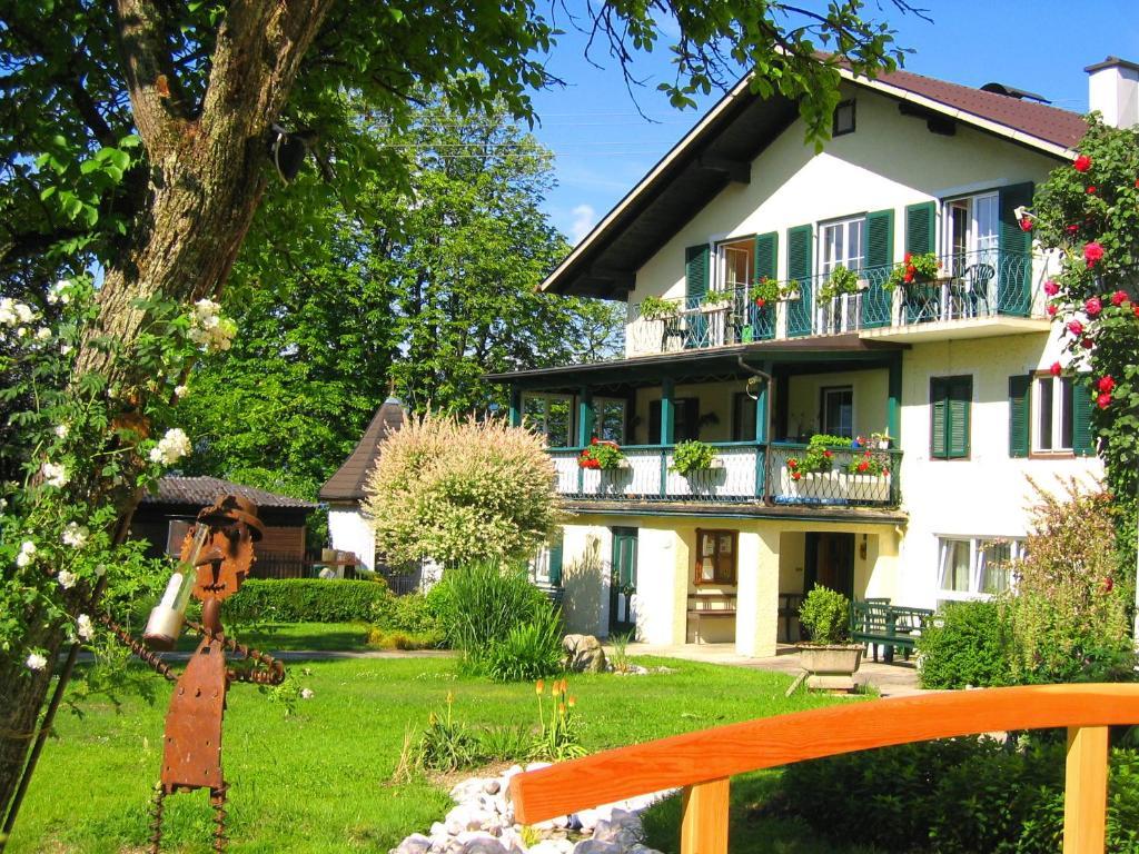 Ferienwohnungen Huber Weyregg am Attersee Dış mekan fotoğraf